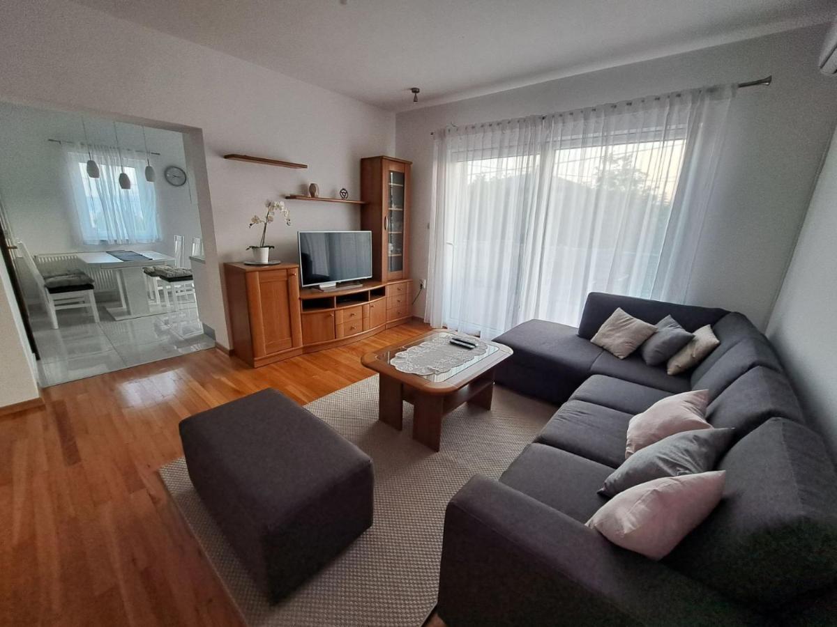 Apartment Nina Novi Vinodolski Ngoại thất bức ảnh