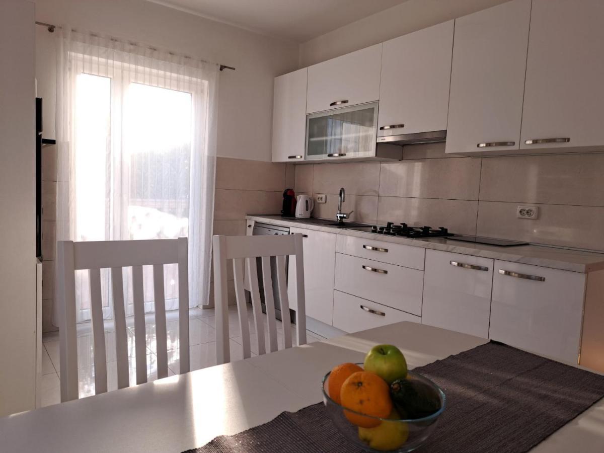 Apartment Nina Novi Vinodolski Ngoại thất bức ảnh